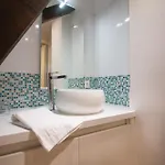 Les Du 