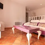 Les Du 